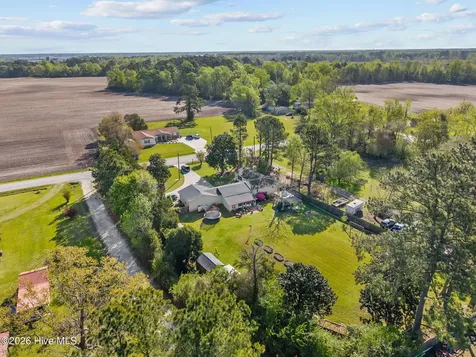 855 Belgrade Swansboro Road Stella NC 28582
