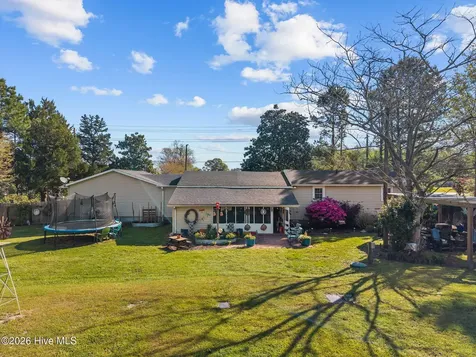 855 Belgrade Swansboro Road Stella NC 28582