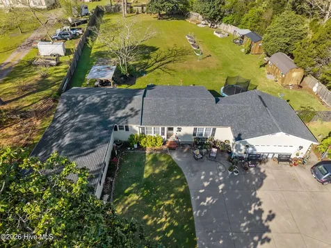 855 Belgrade Swansboro Road Stella NC 28582