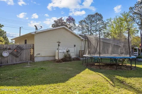 855 Belgrade Swansboro Road Stella NC 28582