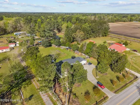 855 Belgrade Swansboro Road Stella NC 28582