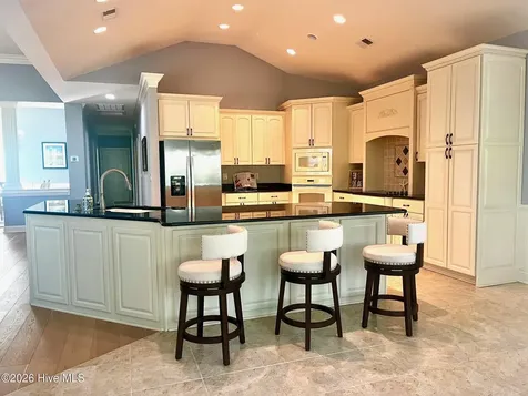 498 Carlton Court SW Ocean Isle Beach NC 28469