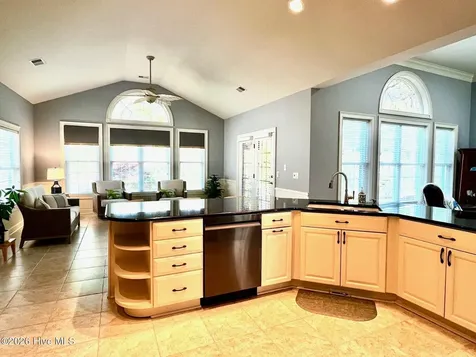 498 Carlton Court SW Ocean Isle Beach NC 28469