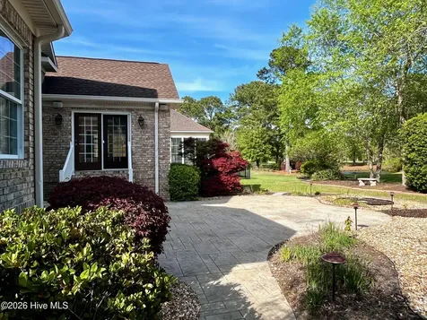498 Carlton Court SW Ocean Isle Beach NC 28469
