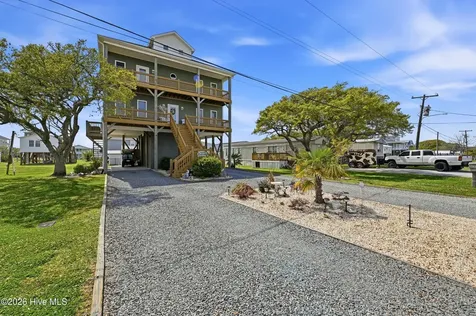 9021 W 9th Street Surf City NC 28445