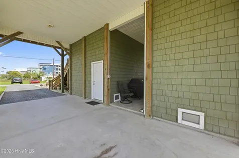 9021 W 9th Street Surf City NC 28445