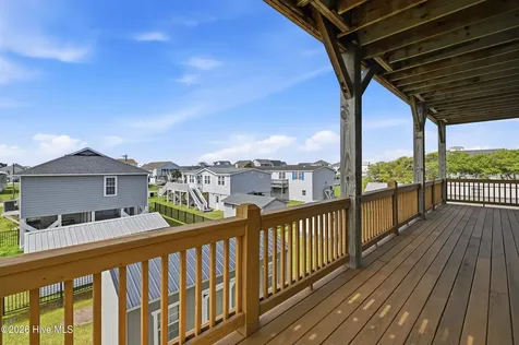9021 W 9th Street Surf City NC 28445