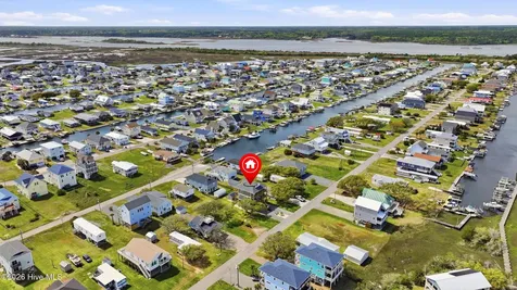 9021 W 9th Street Surf City NC 28445