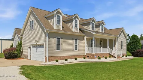 5142 Corey Road Winterville NC 28590