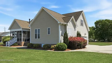 5142 Corey Road Winterville NC 28590