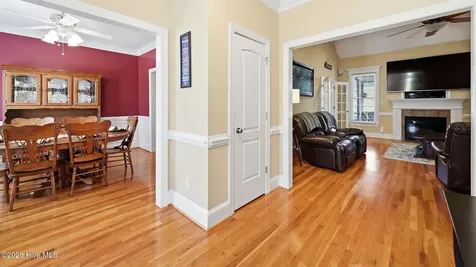 5142 Corey Road Winterville NC 28590