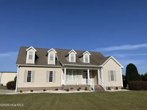 5142 Corey Road Winterville NC 28590