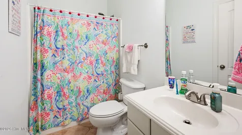 5142 Corey Road Winterville NC 28590