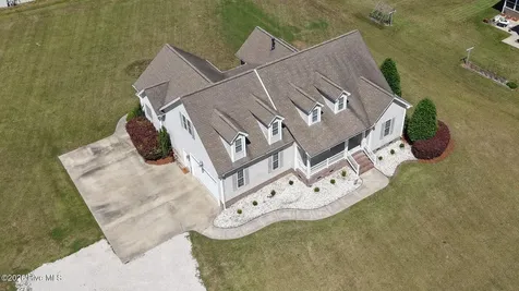 5142 Corey Road Winterville NC 28590