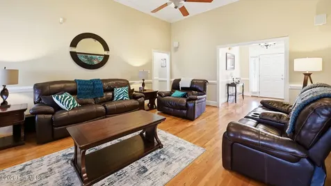 5142 Corey Road Winterville NC 28590