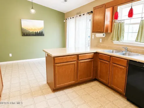 203 Stockton Court Richlands NC 28574
