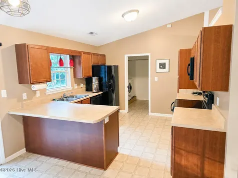203 Stockton Court Richlands NC 28574