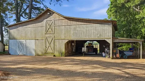 2896 Grimes Road Robersonville NC 27871