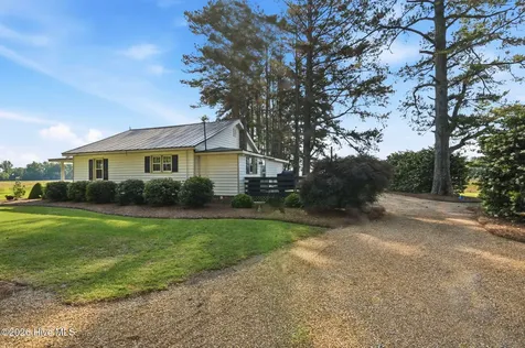 2896 Grimes Road Robersonville NC 27871