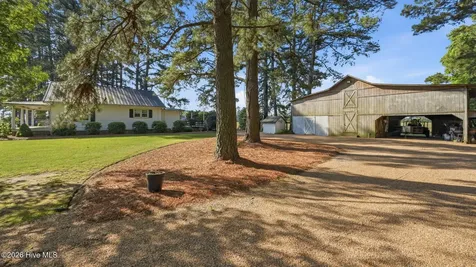 2896 Grimes Road Robersonville NC 27871