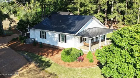 2896 Grimes Road Robersonville NC 27871