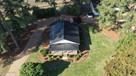 2896 Grimes Road Robersonville NC 27871