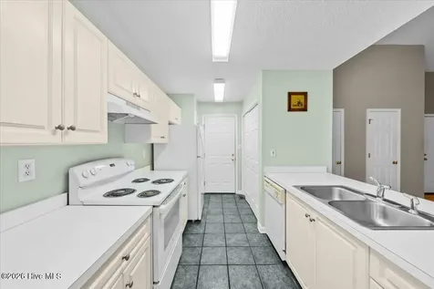 118 Kensington Way Aberdeen NC 28315