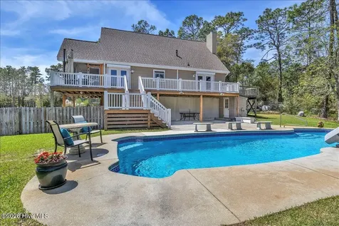 7130 River Road SE Southport NC 28461
