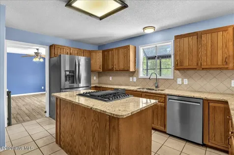 7130 River Road SE Southport NC 28461