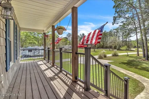 7130 River Road SE Southport NC 28461