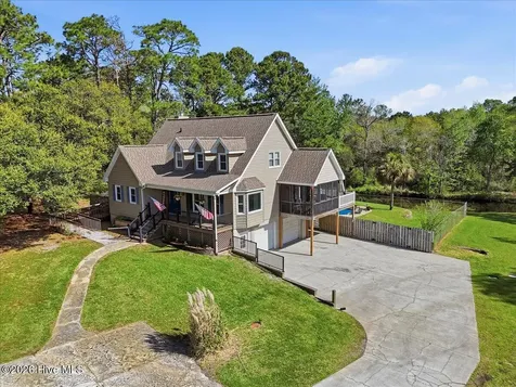 7130 River Road SE Southport NC 28461