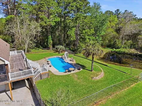 7130 River Road SE Southport NC 28461
