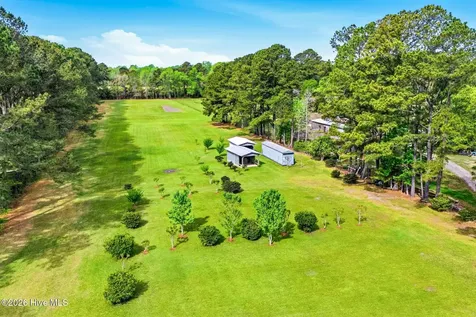 769 Midway Road SE Bolivia NC 28422