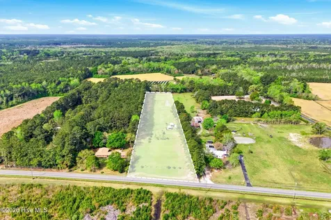 769 Midway Road SE Bolivia NC 28422