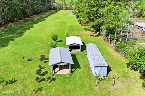 769 Midway Road SE Bolivia NC 28422