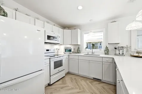 3929 W Dolphin Drive Oak Island NC 28465