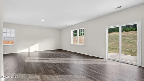 706 Lazy Elm Lane Aberdeen NC 28315