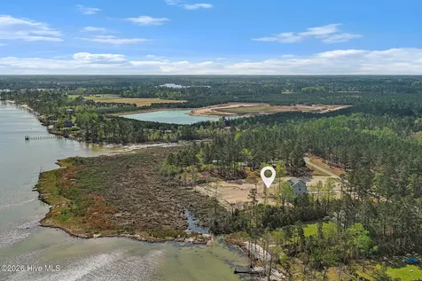 119 Cedarwood Havelock NC 28532
