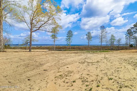 119 Cedarwood Havelock NC 28532