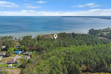 119 Cedarwood Havelock NC 28532