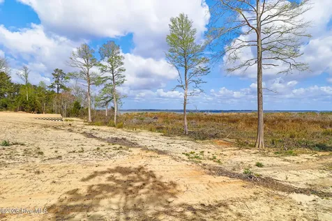 121 Cedarwood Drive Havelock NC 28532