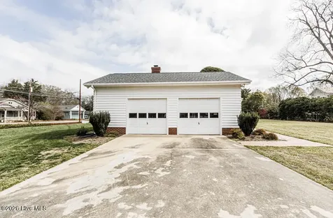 214 E Nash Street Spring Hope NC 27882