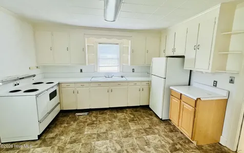 3813 W Wilson Street Farmville NC 27828