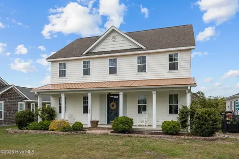 303 Bogue Watch Drive Newport NC 28570