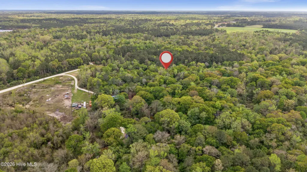 Lt 11 Quiet Water Drive Chinquapin NC 28521