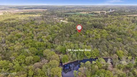 Lt 11 Quiet Water Drive Chinquapin NC 28521