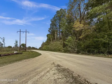 Lt 11 Quiet Water Drive Chinquapin NC 28521
