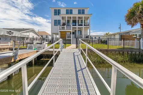 524 N Kinston Avenue Atlantic Beach NC 28512