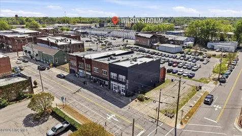 127 Barnes Street W Wilson NC 27893