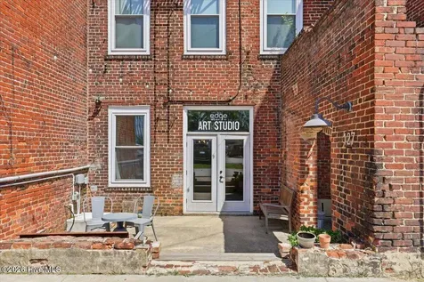 127 Barnes Street W Wilson NC 27893